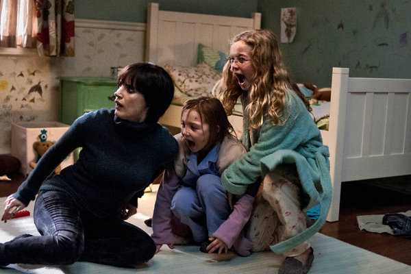 mama-andres-muschietti-2