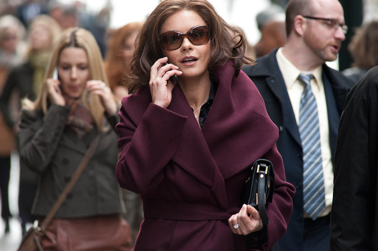 http://sp1.cinedor.es/749/foto-catherine-zeta-jones-en-la-trama-2013-885.jpg