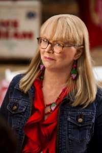 6. Shelley Long 2