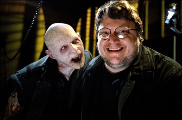 4guillermo_del_toro_monster_3[1]