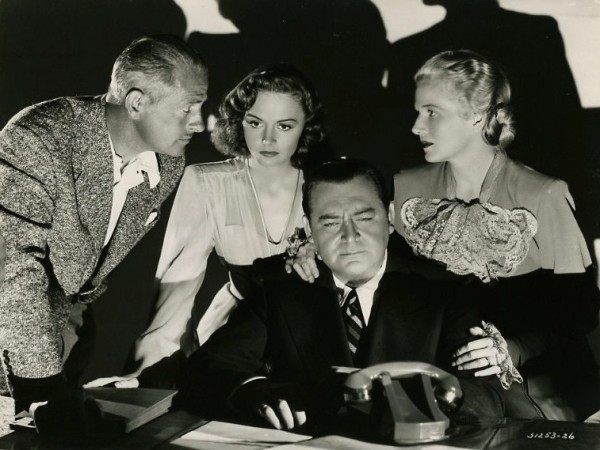 Eyes_in_the_Night_(1942)_1[1]