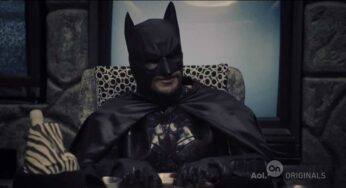 Desternillante video con James Franco haciendo de Batman y Beetlejuice