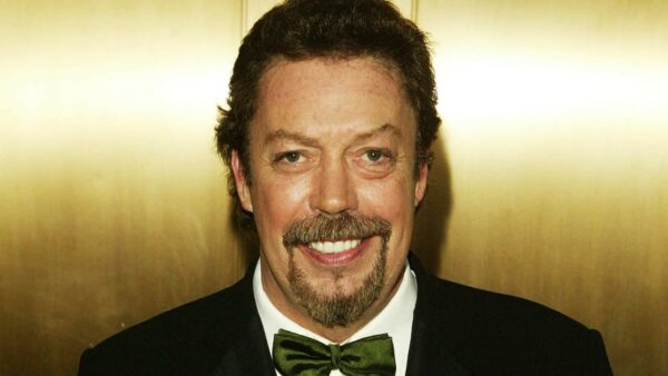 Tim Curry